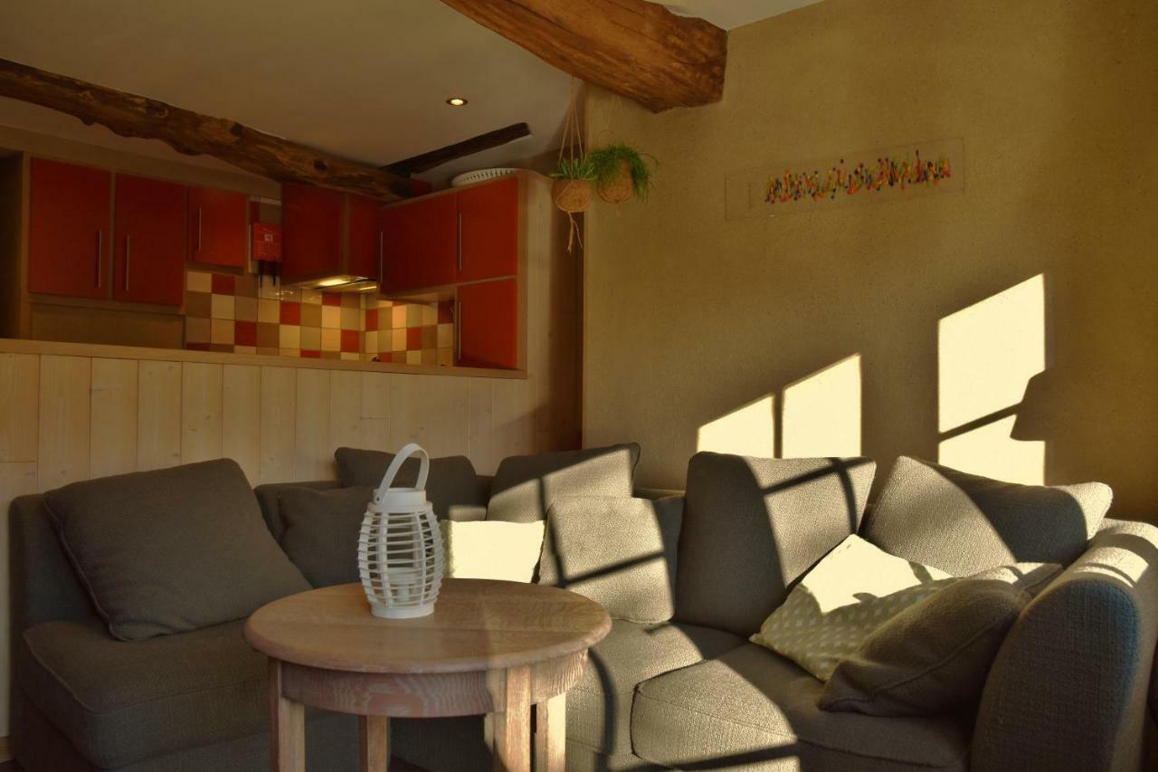 Les Houx De Mathieu Villa Engis ภายนอก รูปภาพ